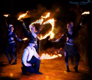 Огненное шоу и огненное сердце на свадьбу в стиле Гетсби в Москве | Pandora Show