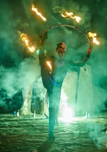 Огненное шоу с гимнастками на праздник в Москве | Pandora Show